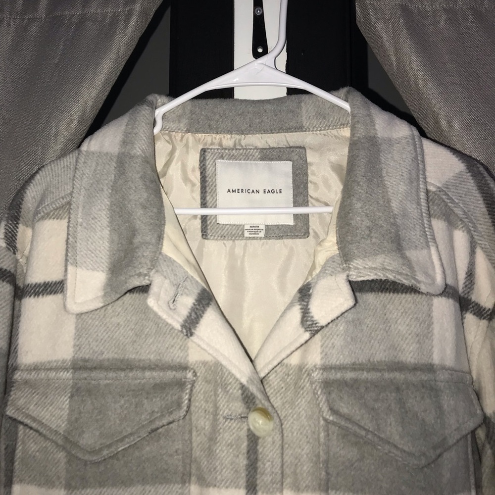 AE - Plaid Button-Up Shacket - Picture 5 of 10